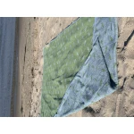 XXL Strand- en Saunahanddoek – Met Kussenuitsparing & Handige Telefoonzakken – Blauw/Groen Design